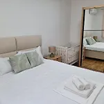 Igor Apartment *